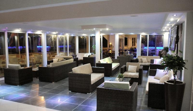 Flamingo Beach Hotel Larnaca Exterior photo