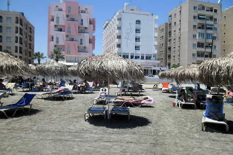 Flamingo Beach Hotel Larnaca Exterior photo