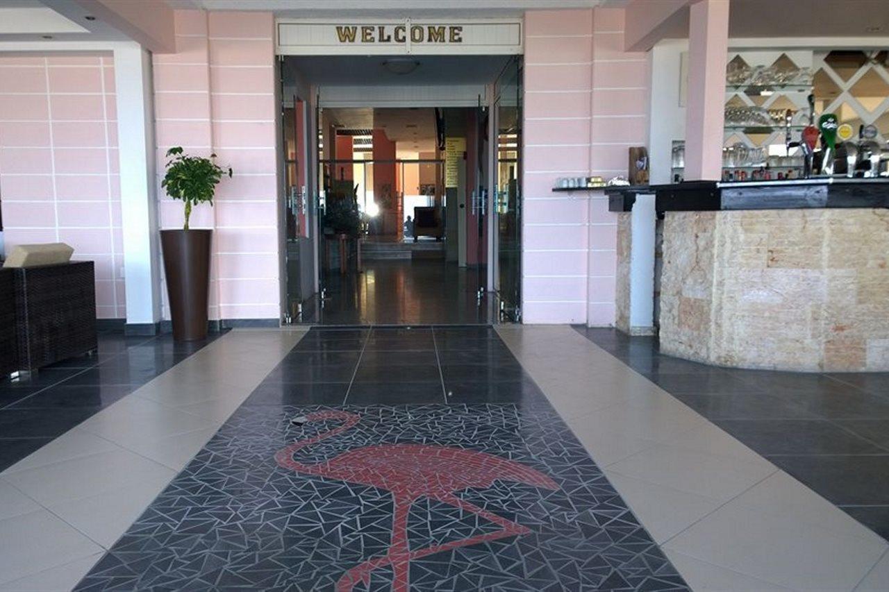 Flamingo Beach Hotel Larnaca Exterior photo