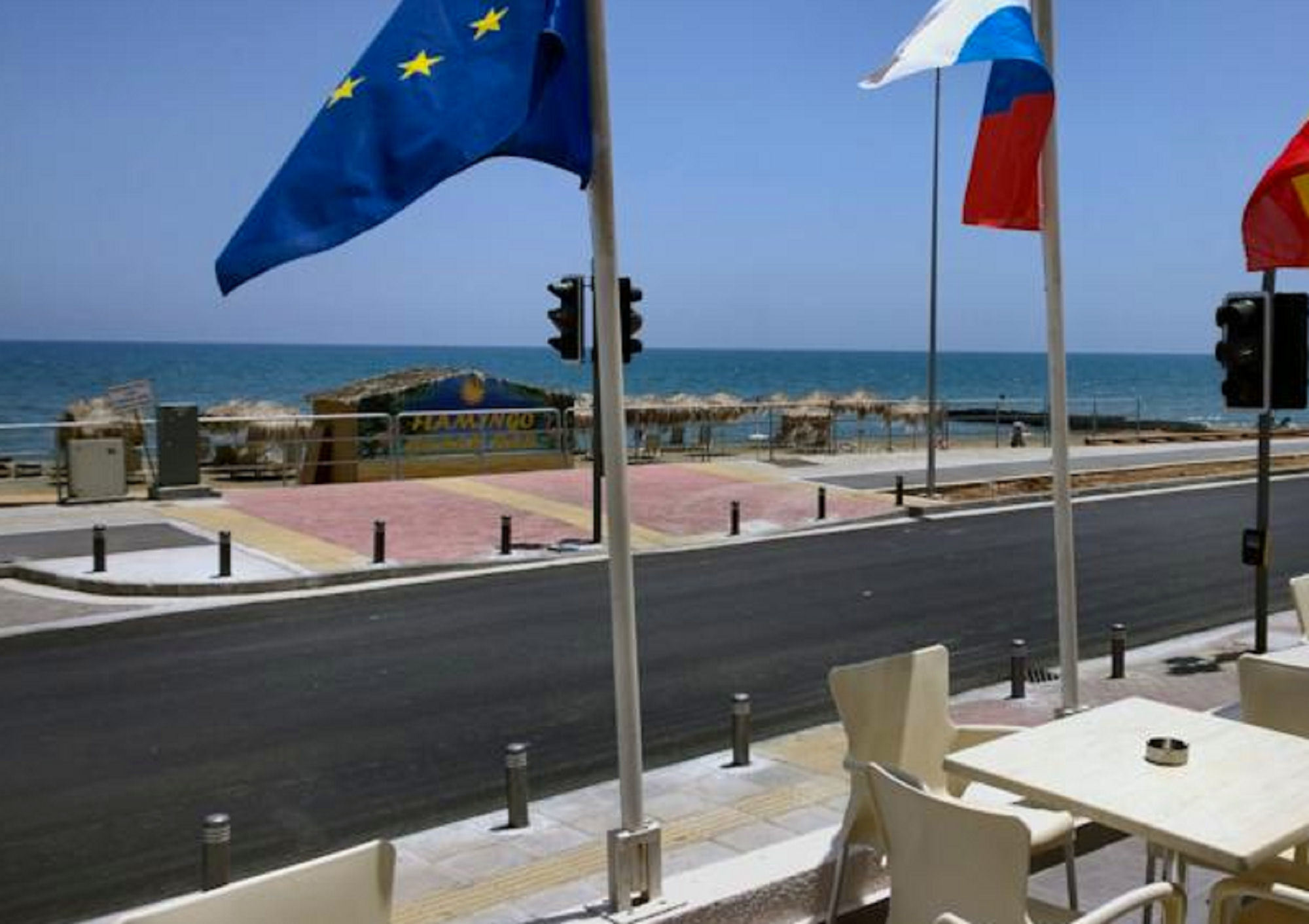 Flamingo Beach Hotel Larnaca Exterior photo