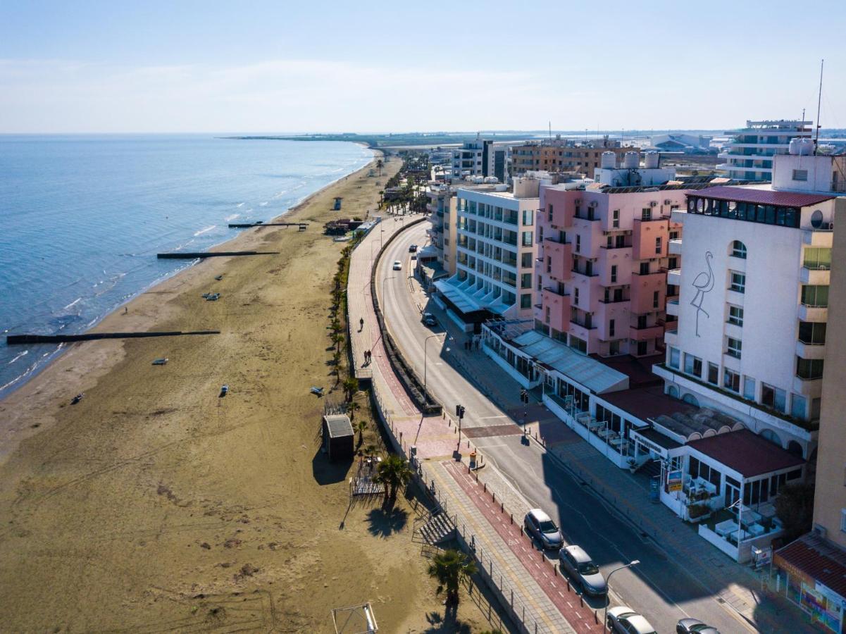 Flamingo Beach Hotel Larnaca Exterior photo