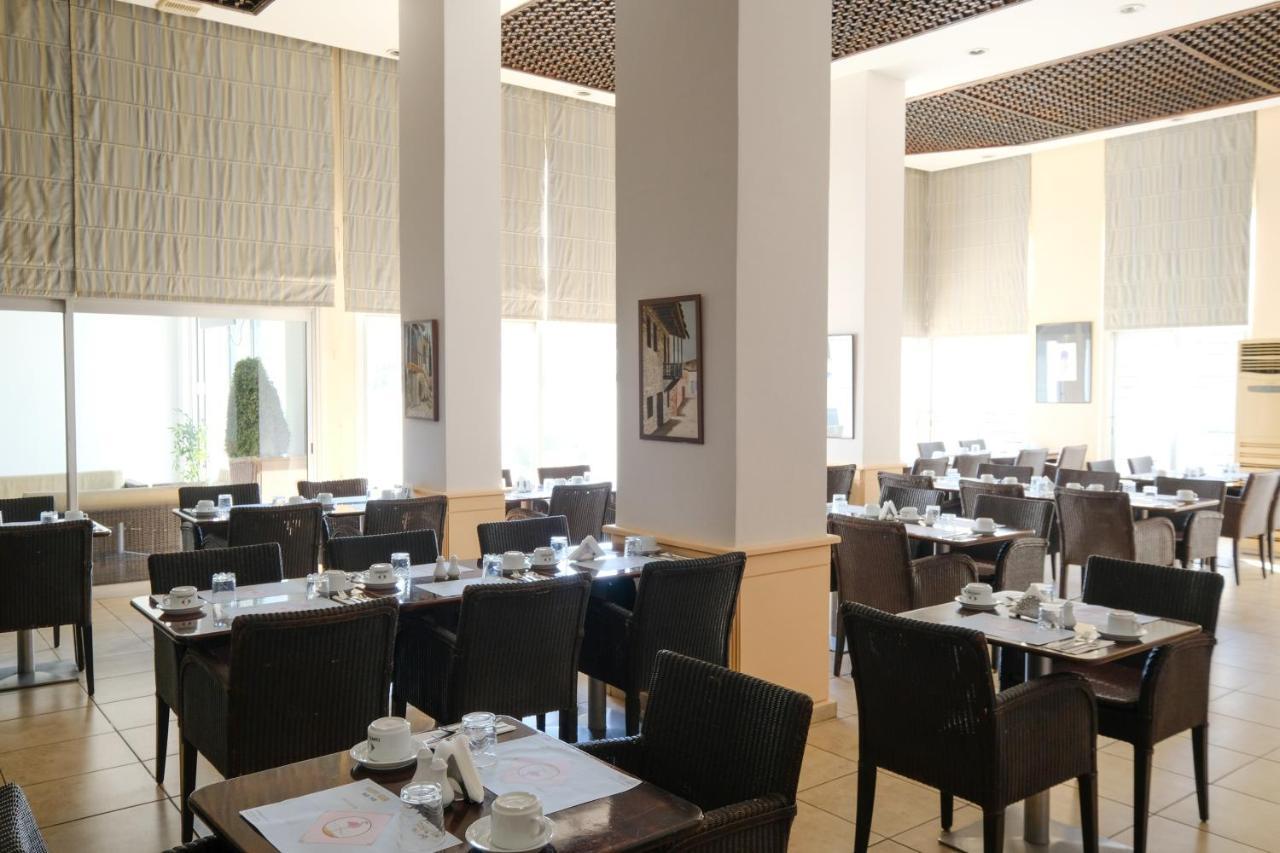 Flamingo Beach Hotel Larnaca Exterior photo