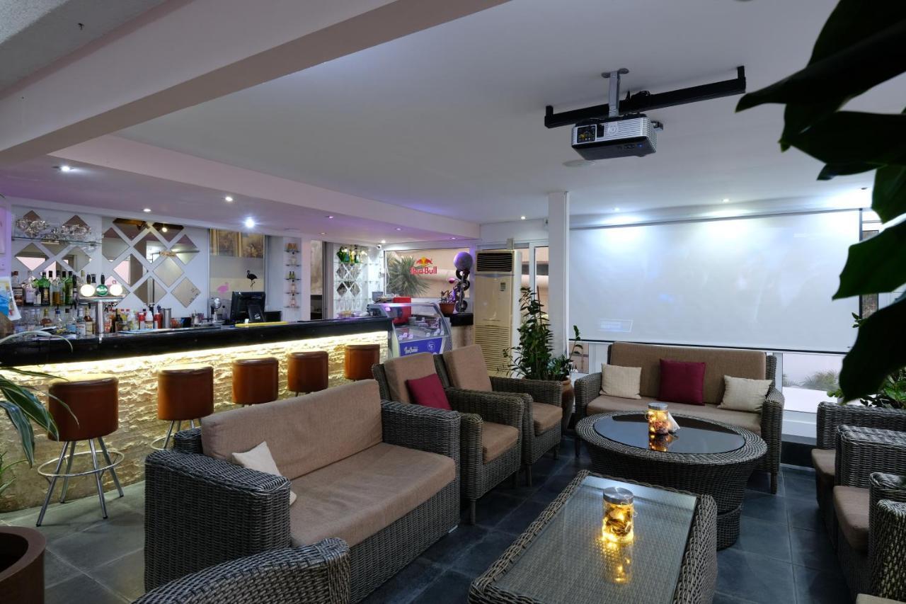 Flamingo Beach Hotel Larnaca Exterior photo