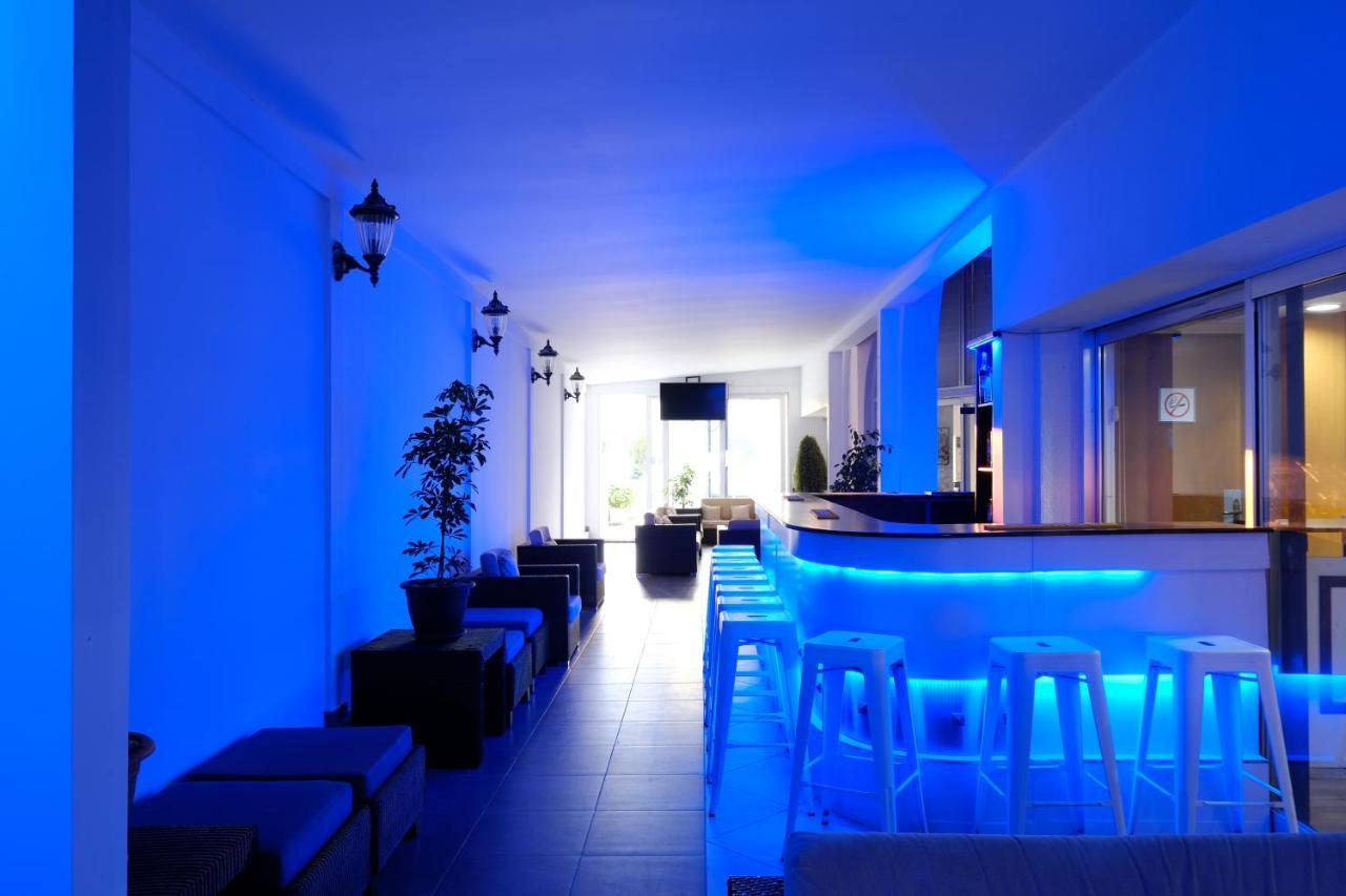 Flamingo Beach Hotel Larnaca Exterior photo